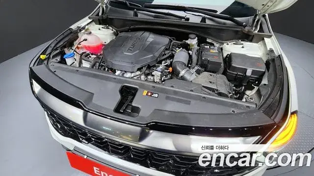 Kia Sportage 2022 — ფოტო 18/20