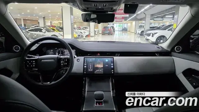 Land Rover Range Rover Evoque 2025 — Фото 6/18