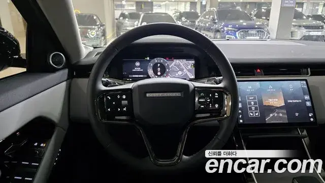 Land Rover Range Rover Evoque 2025 — Фото 9/18