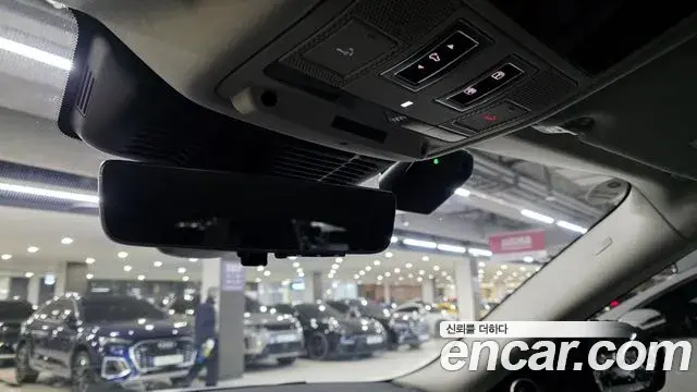 Land Rover Range Rover Evoque 2025 — Фото 17/18