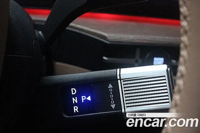Hyundai Santa Fe 2024 — Şəkil 9/20