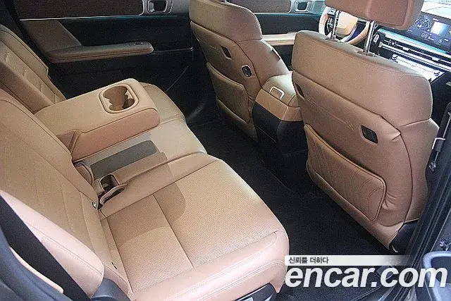 Hyundai Santa Fe 2024 — Şəkil 8/20