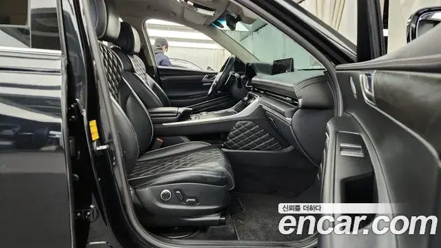 Genesis GV80 2020 — Photo 18/20