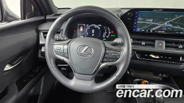 Lexus UX300h 2024 — Şəkil 9/20