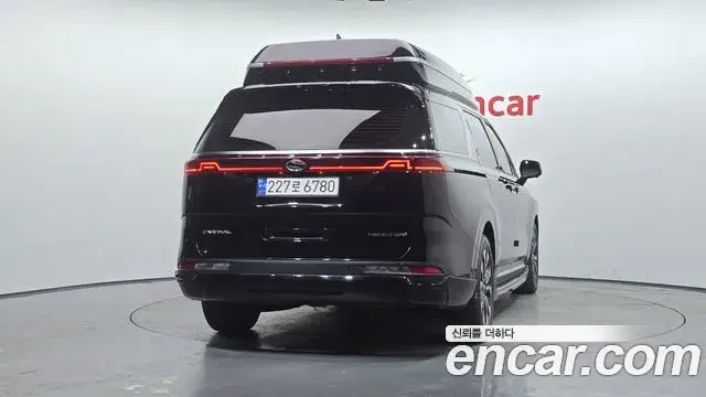 Kia Carnival 2022 — Фото 4/20