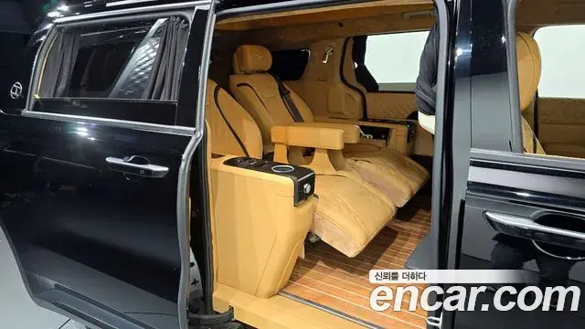 Kia Carnival 2022 — Фото 12/20