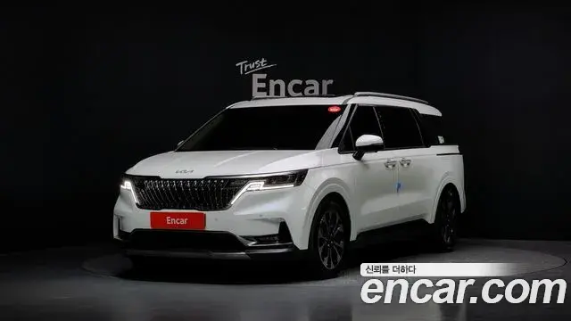 Kia Carnival 2023 — Photo 10/20