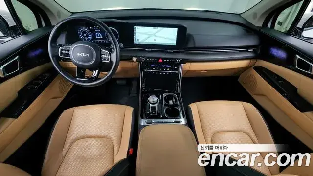 Kia Carnival 2023 — Photo 17/20