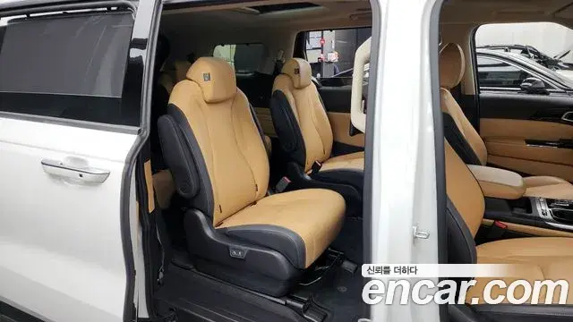 Kia Carnival 2023 — Photo 20/20