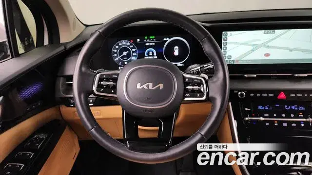 Kia Carnival 2023 — Photo 2/20