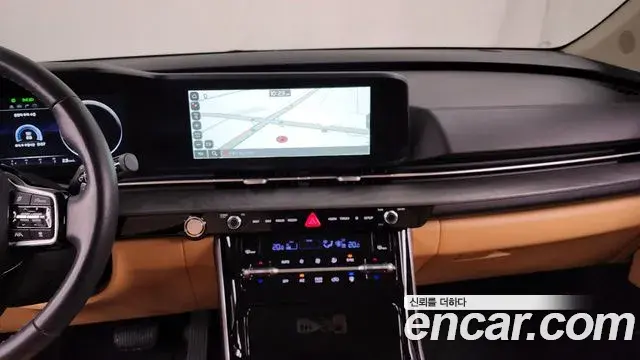 Kia Carnival 2023 — Photo 7/20