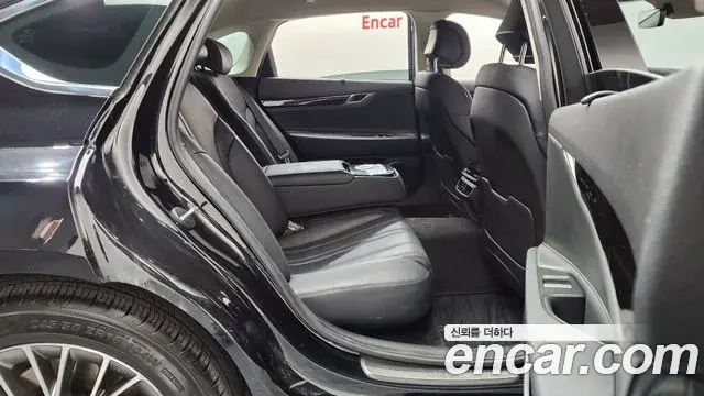 Genesis G80 2021 — Photo 1/20