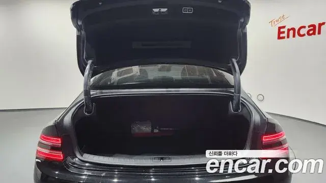 Genesis G80 2021 — Photo 2/20