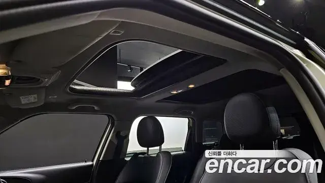 Mini Cooper Clubman 2021 — Photo 18/20