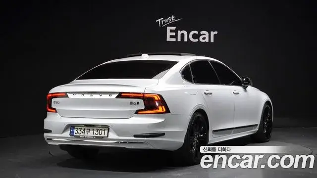 Volvo S90 2021 — ფოტო 14/20