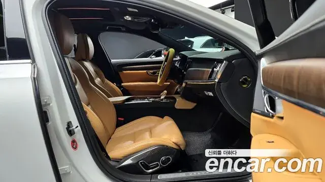Volvo S90 2021 — ფოტო 4/20