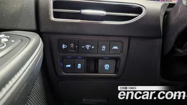 Hyundai Sonata Hybrid 2021 — ფოტო 2/19