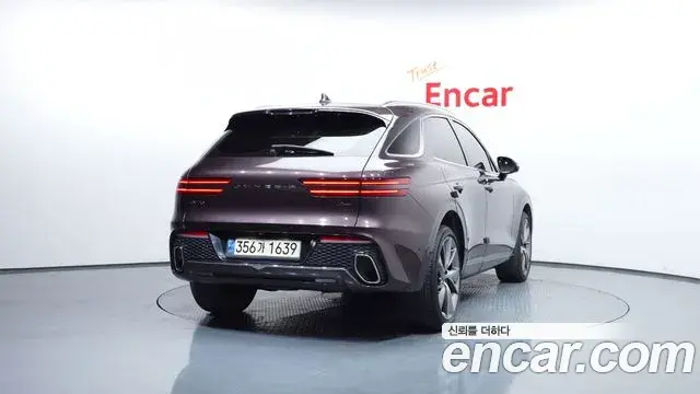 Genesis GV70 2021 — ფოტო 13/20