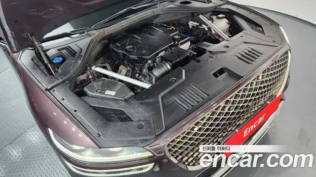 Genesis GV70 2021 — ფოტო 16/20