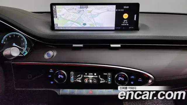 Genesis GV70 2021 — ფოტო 11/20