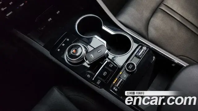 Kia K5 2021 — Photo 19/20