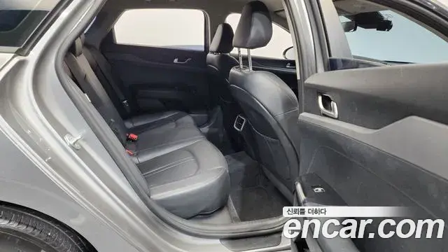 Kia K5 2021 — Photo 1/20