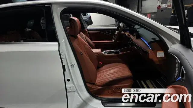 Kia K8 2025 — Photo 13/20