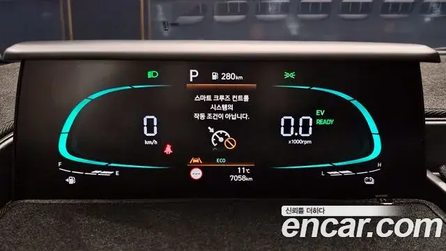 Hyundai Staria 2025 — ფოტო 8/20