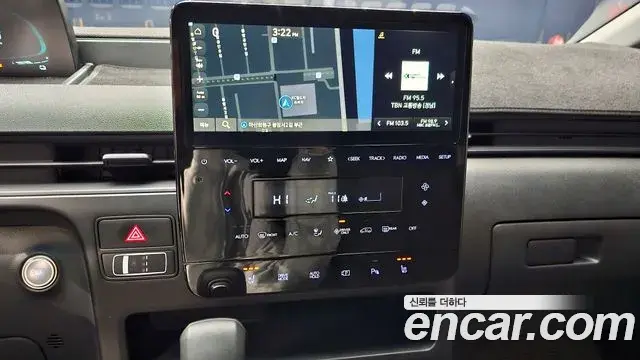 Hyundai Staria 2025 — ფოტო 15/20