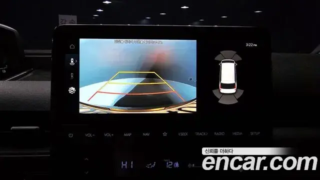 Hyundai Staria 2025 — ფოტო 18/20