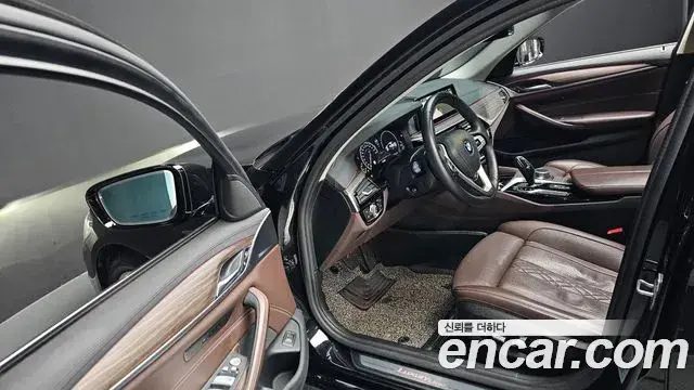 BMW 5 Series 2019 — Şəkil 4/20