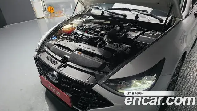 Hyundai Sonata Hybrid 2021 — Şəkil 15/20