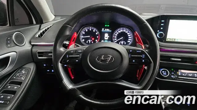 Hyundai Sonata Hybrid 2021 — Şəkil 11/20