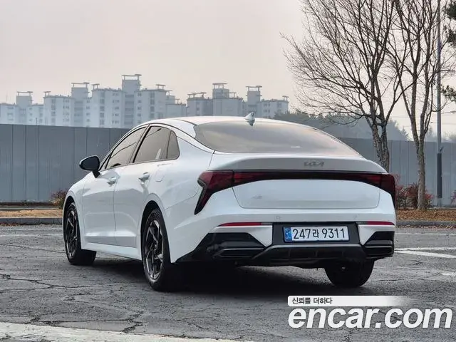 Kia K5 2024 — Şəkil 14/20
