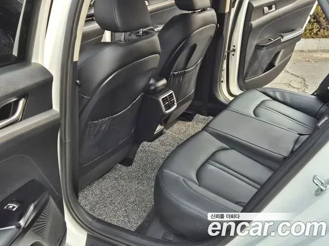 Kia K5 2024 — Şəkil 7/20