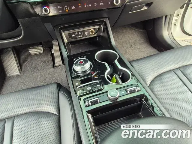 Kia K5 2024 — Şəkil 18/20