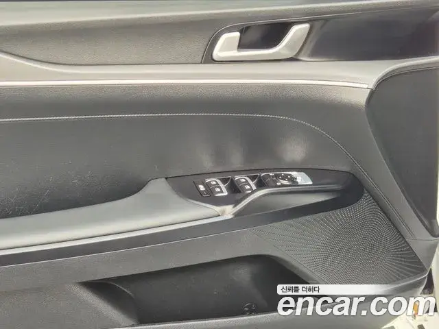 Kia K5 2024 — Şəkil 15/20