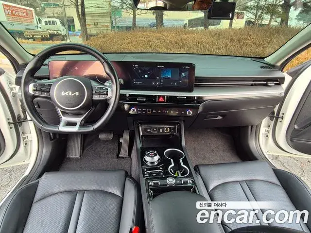Kia K5 2024 — Şəkil 3/20