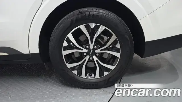 Kia Carnival 2022 — Photo 3/20