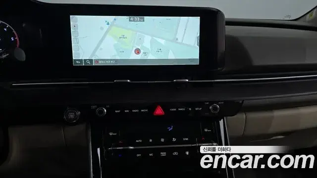 Kia Carnival 2022 — Photo 16/20