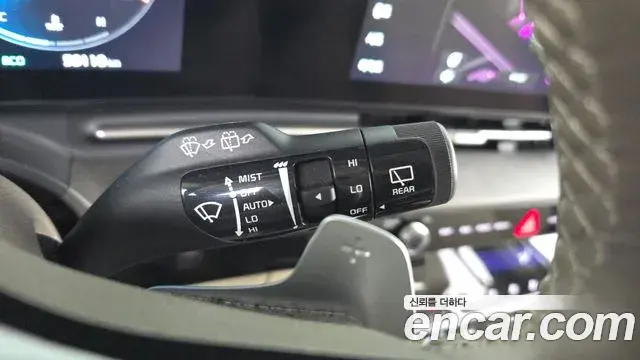 Kia Carnival 2022 — Photo 17/20