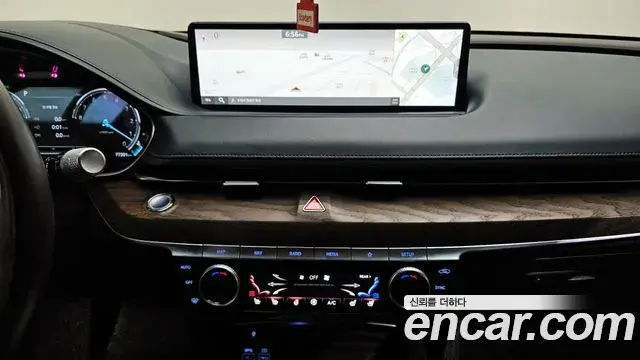 Genesis G80 2022 — ფოტო 14/20