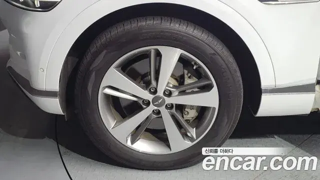 Genesis GV80 2023 — Photo 18/20