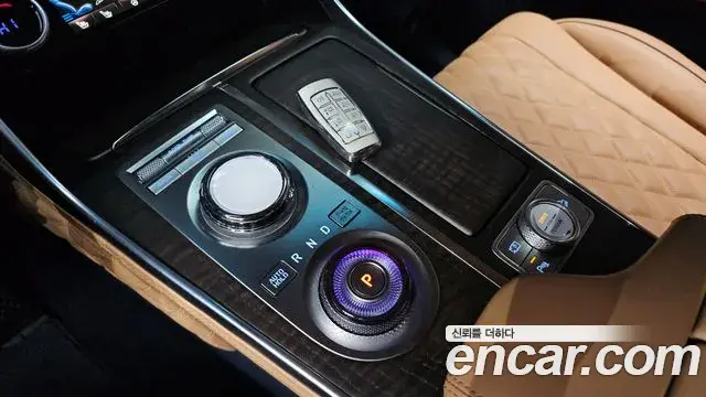 Genesis GV80 2023 — Photo 14/20