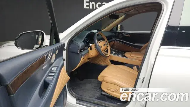 Genesis GV80 2023 — Photo 2/20