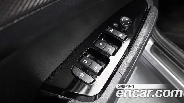 Kia Sportage 2021 — Фото 14/20