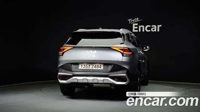 Kia Sportage 2021 — ფოტო 17/20