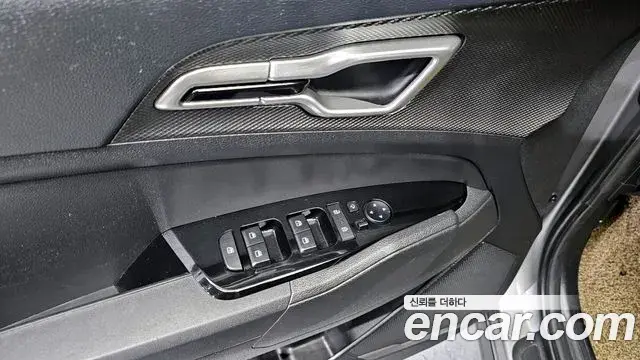 Kia Sportage 2021 — ფოტო 6/20
