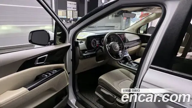 Kia Carnival 2020 — Фото 9/20