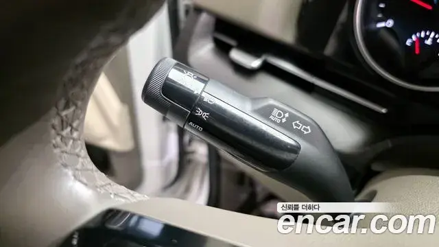 Kia Carnival 2020 — Фото 16/20